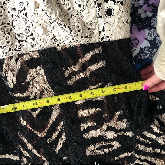 *RARE and NEW* Byron Lars Lace Tigre Dress - 2P - Picture 15 of 16